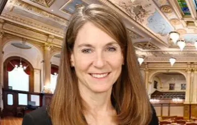 State Sen. Laura Fine announces bid for Schakowsky seat