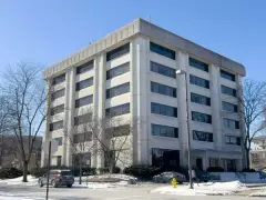 Mount Prospect seeking developers for former Chase Bank property